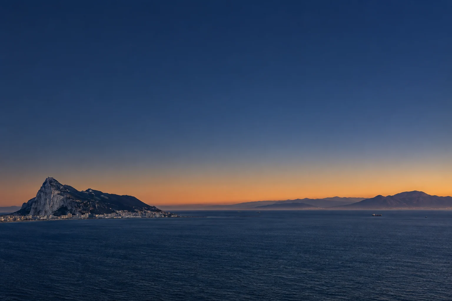 Panorámica ilustrada del peñón de Gibraltar, el Estrecho y la costa marroquí